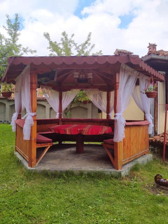 Стаи За Гости Дора Koprivshtitsa Exterior photo